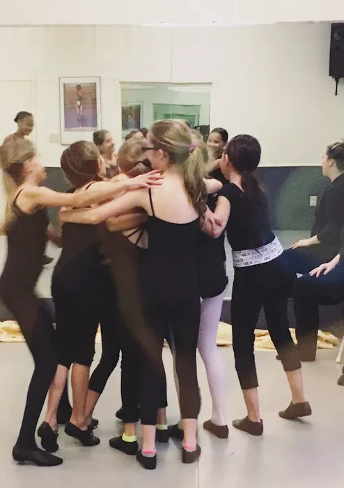 Dance Davidson Picture 7