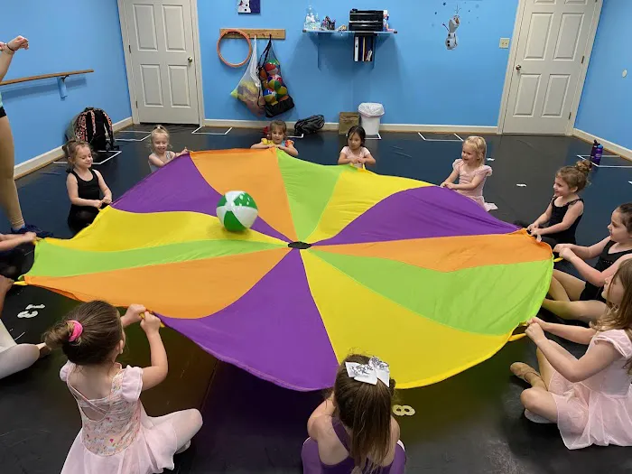 Let's Dance Studio Picture 3