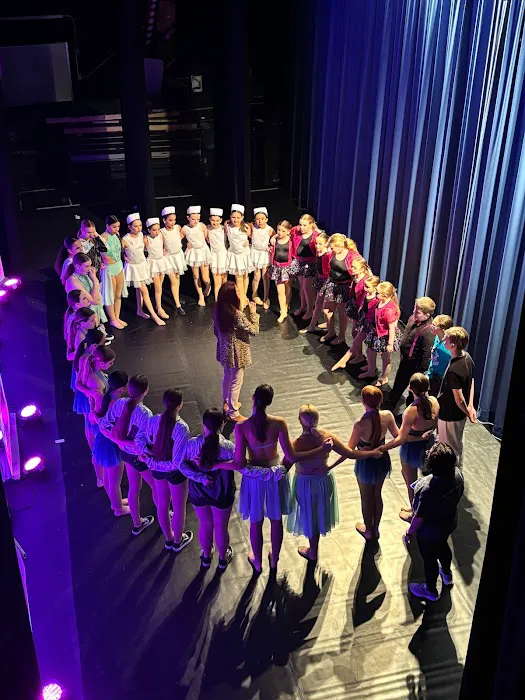 Let's Dance Studio Picture 9
