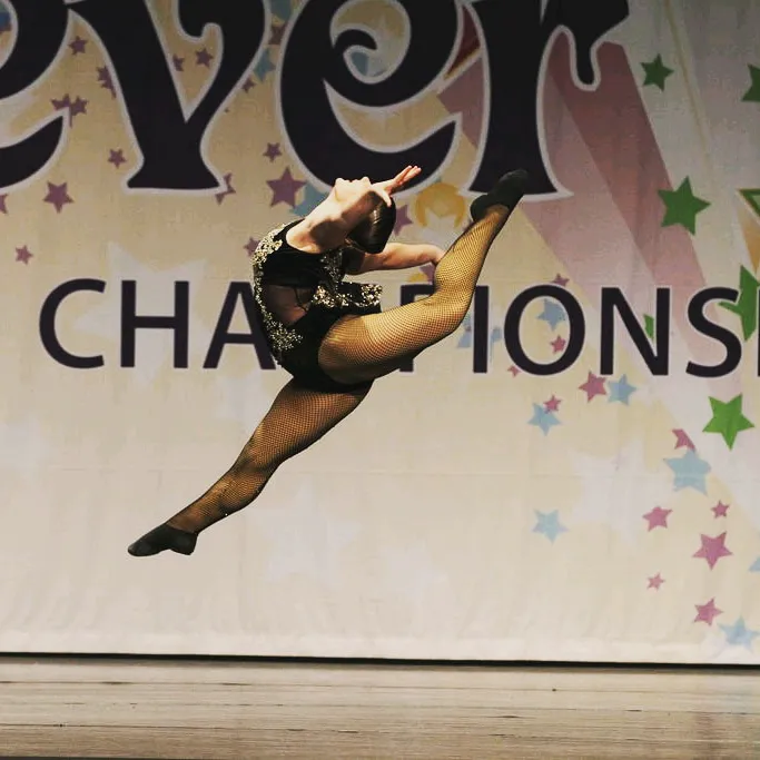 Be Famous Dance Center Picture 6