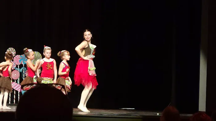 Betty's School of Dance Picture 2