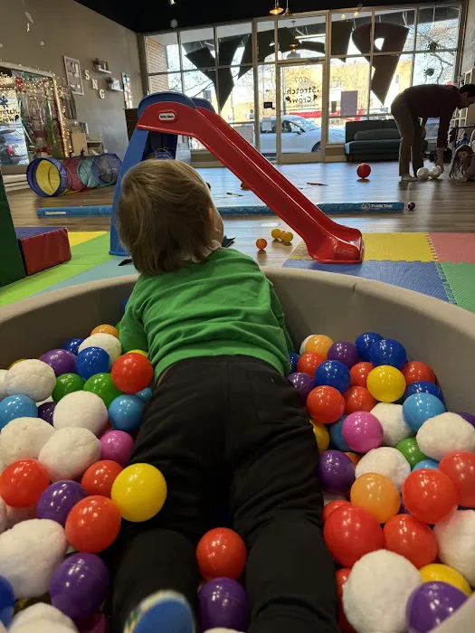 Stretch-n-Grow Foothills - Where Kids LOVE to Move! Picture 7