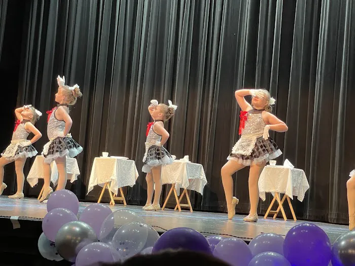 A Time To Dance Studio Picture 8