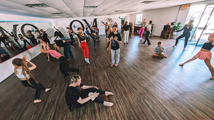 OM Grown Dance Studios Picture 3