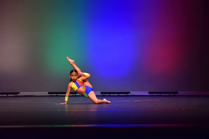 Bold Moves Dance Company Picture 2