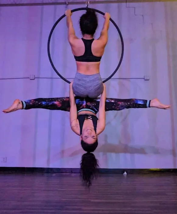 Studio X Pole Fitness Picture 1