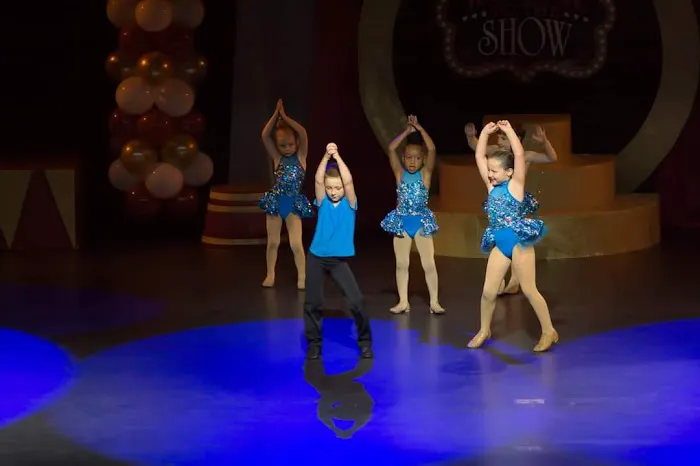 Dance Extraordinaire Picture 1