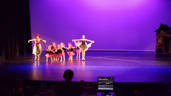 Studio A DanceArts Picture 7