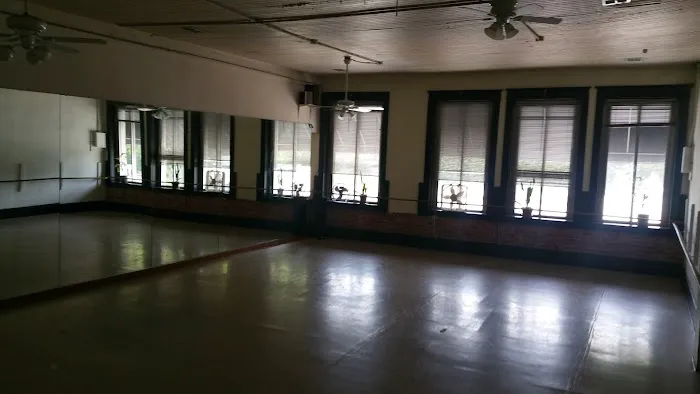 Ninth Street Dance Picture 4