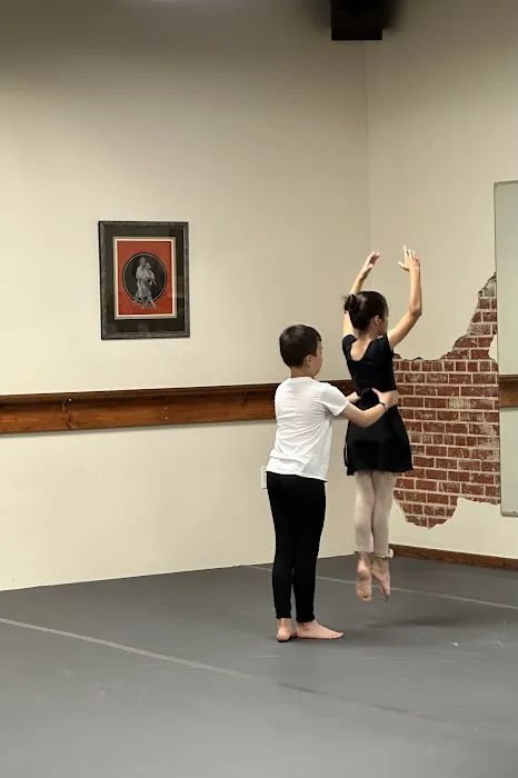 Walkerdance Ballet Theatre Picture 4