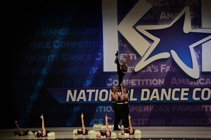 Dance United Picture 3