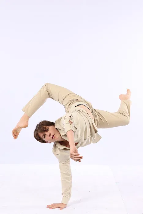 Shock Dance Center Picture 5