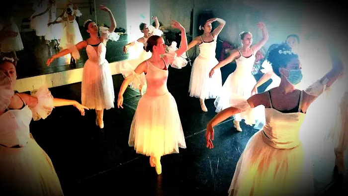 Carolina Dance Conservatory Picture 5