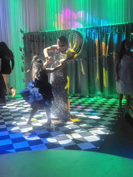 Momentum Dance & Events Picture 2