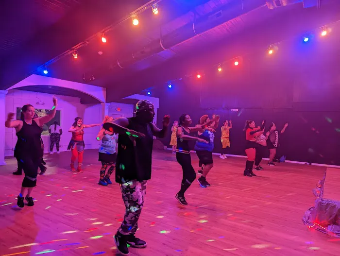 Uphora Dance Fitness Picture 8