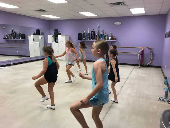 Christy's DancExplosion Picture 8