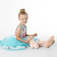 Steps On Stage Academy Of Performing Arts ico