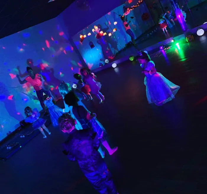 Break'n Out Dance Studio Picture 1