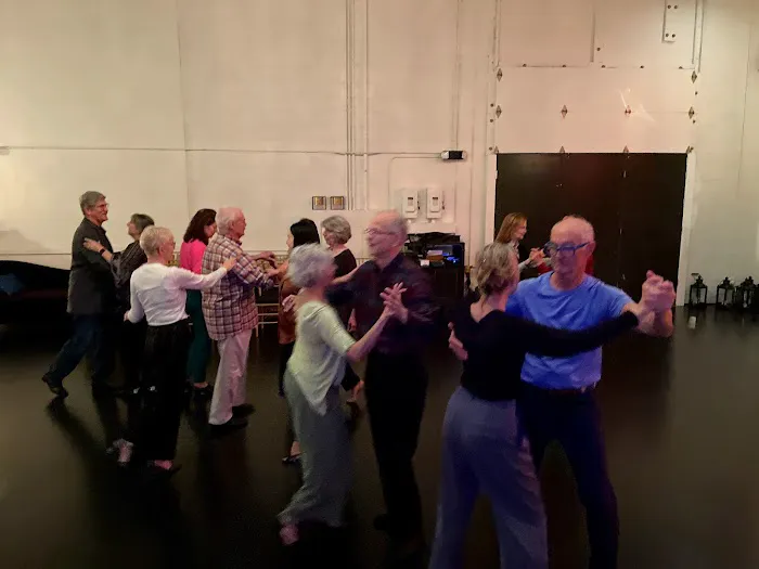 Dance with Glen Picture 2