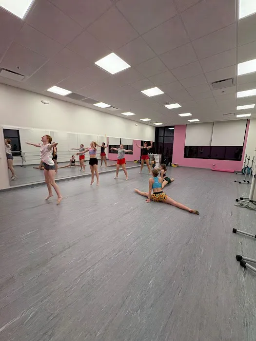 Raleigh Dance & Tumble Picture 7