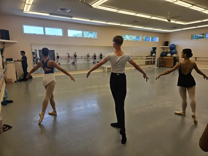 The Raleigh School of Ballet Picture 7