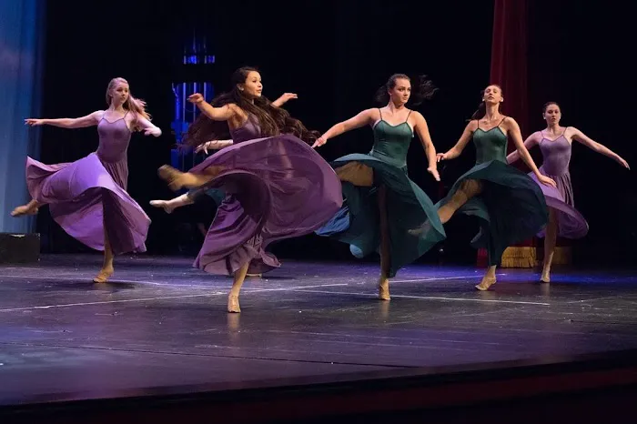 Silver Lining School of the Arts Picture 4