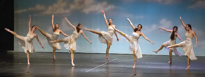 Silver Lining School of the Arts Picture 8