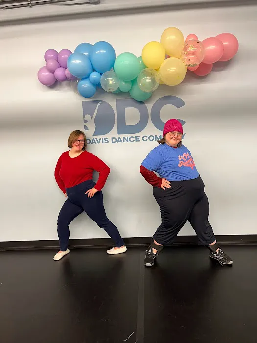 Davis Dance Company Picture 7