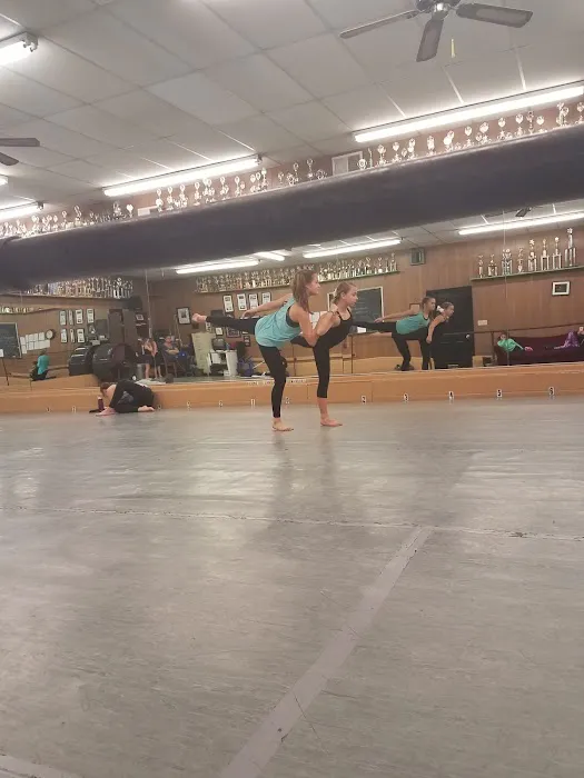 Nina's School of Dance Picture 1