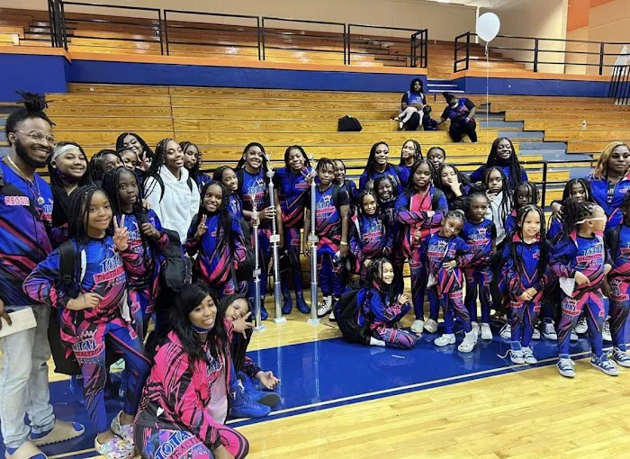 Total Distraction Dance Company LLC Picture 2