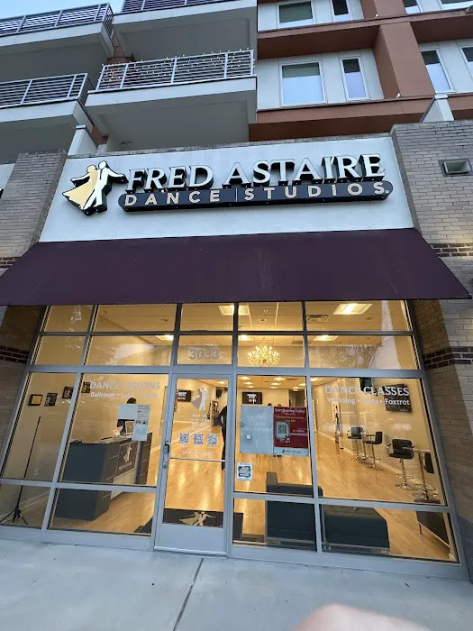 Fred Astaire Dance Studios Picture 5