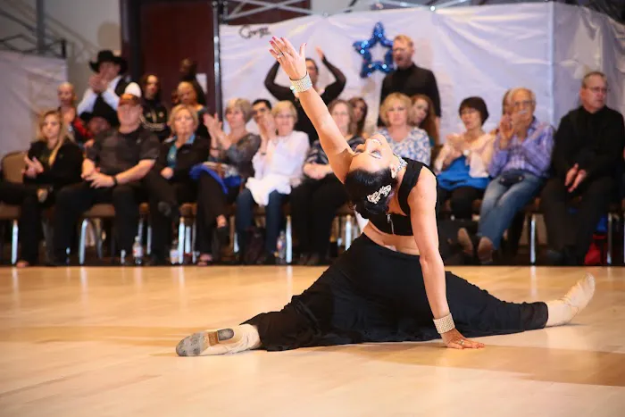 DPM Studios/ Dance With Raquel Picture 5
