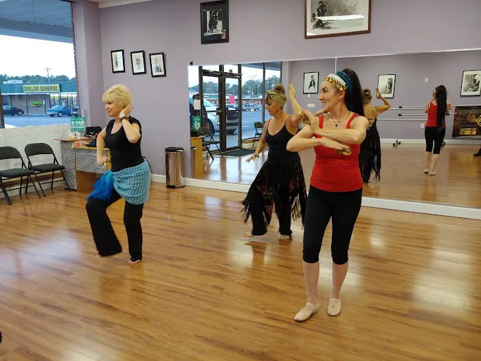 Esmeralda Dance Studio Picture 2