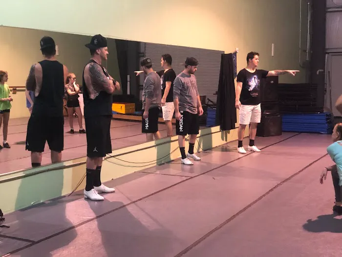 Dynamic Dance Force Picture 8