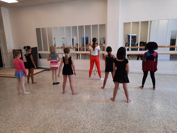Shellshead Classical Ballet Conservatory Picture 2