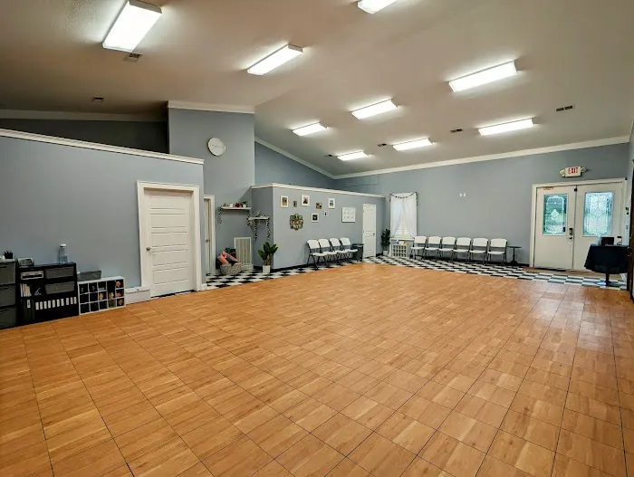 Mountain Home Ballroom Picture 7