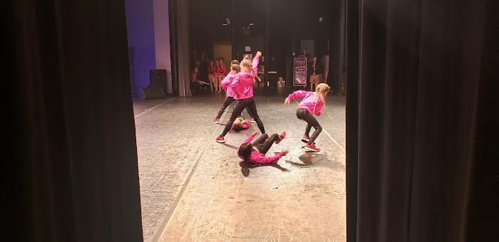 Studio 1 Dance Conservatory Picture 1