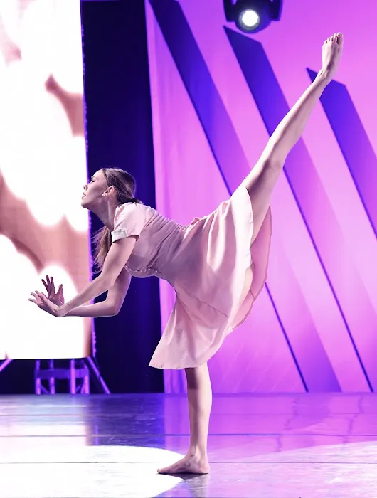 Moving Different Dance Picture 1