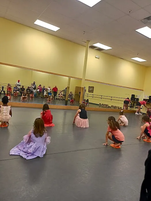 Dance Shop Picture 4