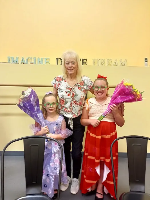 Dance Shop Picture 5