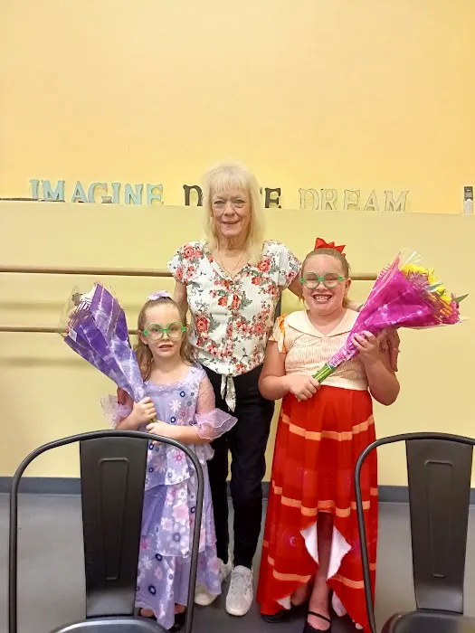 Dance Shop Picture 7