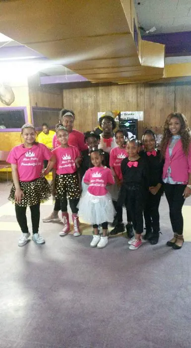 The Preacher Girl/ I Dance Praise Academy Picture 5