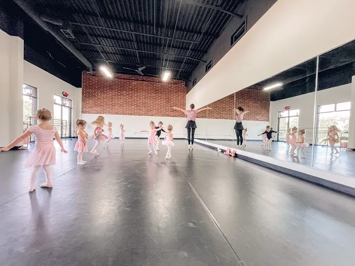 Walker School of Ballet Picture 9