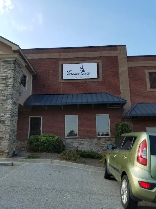 Turning Pointe School of Dance Picture 2