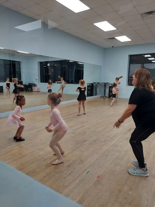 Heather Wayne Performing Arts Picture 7