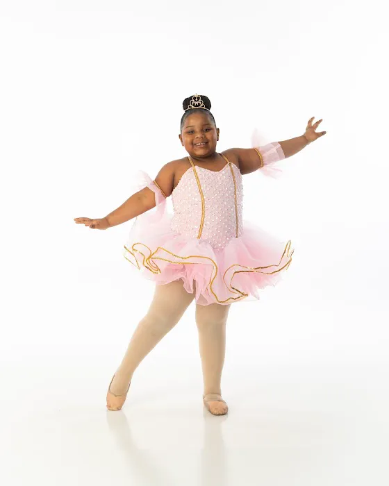 Essence-Movement Dance Std Picture 2