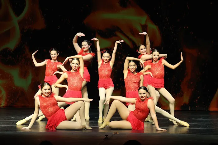 Limitless Dance Company Picture 2