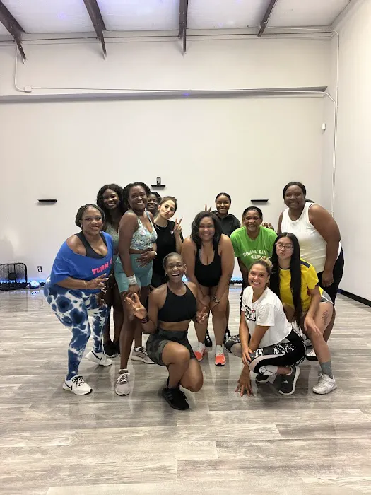 Sweat and Vibe Dance Studio Picture 1
