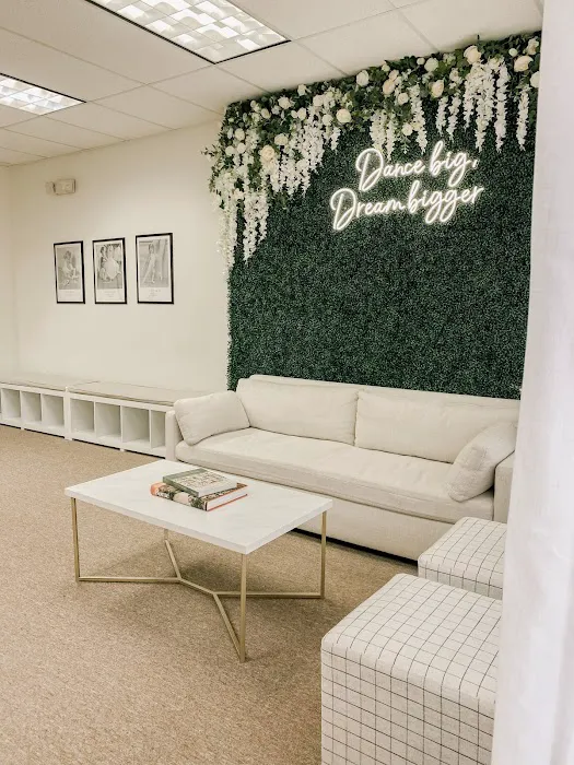 Dream Dance Studio Picture 1