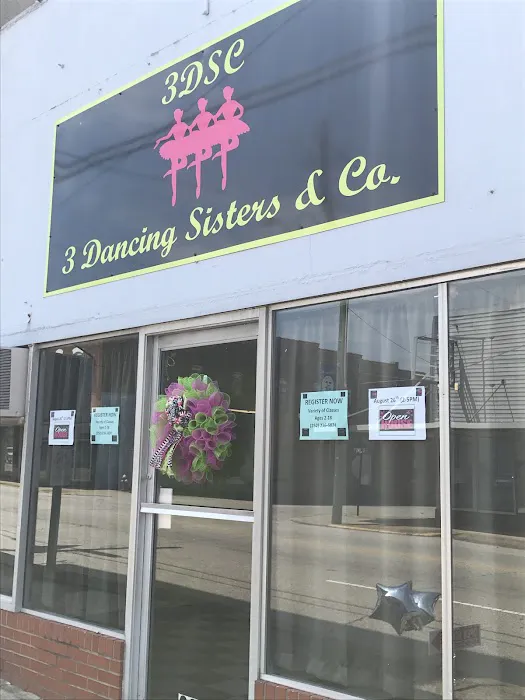 3 Dancing Sisters & Co. Picture 4